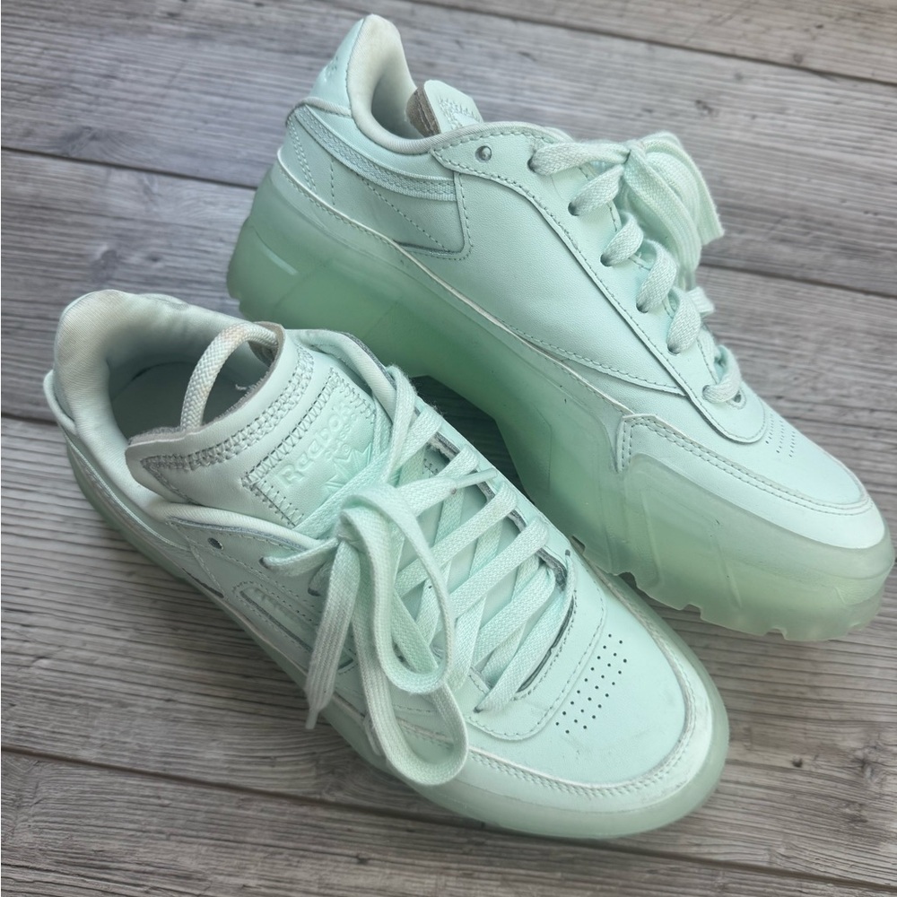Reebok Cardi B
